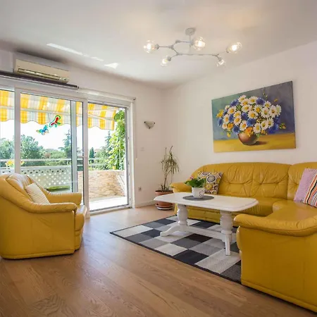 In - Istrien 52017 Apartment